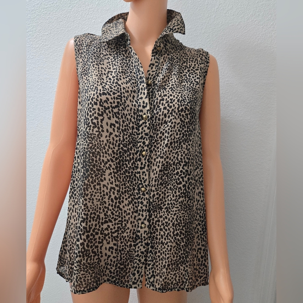 Metaphor Leopard Print Sleeveless Button Down Shirt